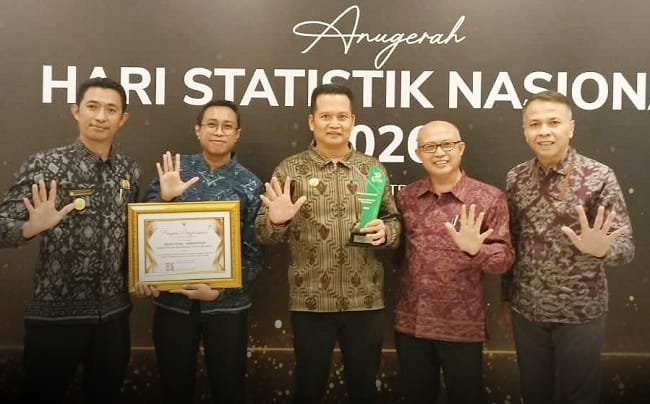 Tercerdas Kelola Data Sektor Pesisir, Desa Pengambengan Bawa Pulang Penghargaan Tingkat Nasional ke Jembrana
