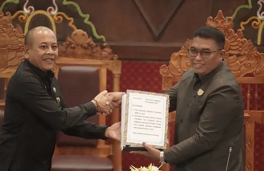 Pendapatan Dirancang Rp1,62 Triliun, DPRD – Bupati Karangasem Bahas Raperda Perubahan APBD 2026