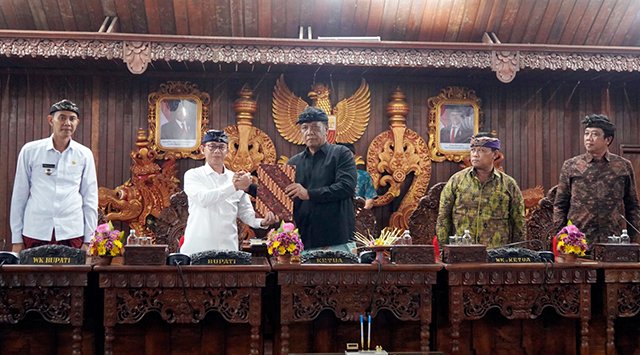 DPRD dan Pemkab Klungkung Resmi Sahkan Perda Pemajuan Kebudayaan