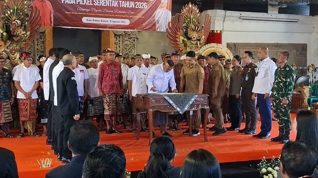 Siap Berlaga di Pilkel Serentak 2026, 61 Calon Perbekel Gianyar Ucapkan Deklarasi Damai
