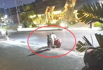 Nyamar Pakai Rompi Ojol, Residivis Jambret WN Malaysia Ditembak Polisi di Karangasem