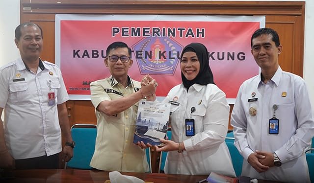 Jadi Pelopor di Bali, Pemkab Klungkung Terima Laporan Evaluasi Produk Hukum Daerah dari Kemenkum