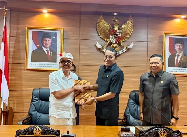 Terkait 3 Raperda Strategis,Wabup Diar Tanggapi Catatan Kritis DPRD Bangli