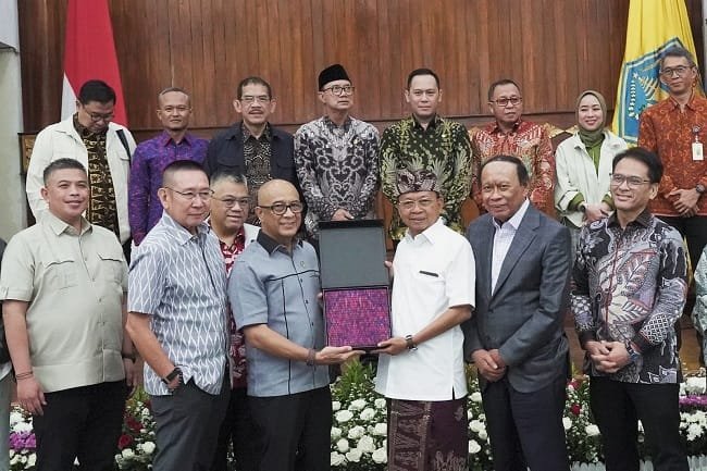 Di Hadapan Banggar DPR RI, Gubernur Koster Beberkan Proyek Vital Bali yang Butuh Suntikan Dana Pusat