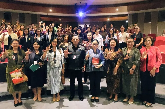 “Mendidik Perempuan Mendidik Bangsa”, Ny. Sagung Antari Buka Suara Pentingnya Literasi Krama Istri Denpasar