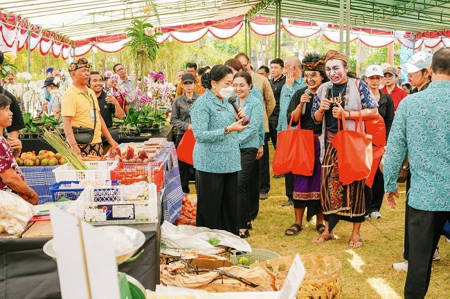 Gebrakan Ke-8 ‘Berbelanja dan Berbagi’: 131 UMKM Badung Unjuk Gigi, 100 Bantuan Cair