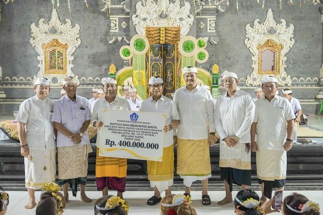 Karya Ngenteg Linggih Puseh Sading, Pemkab Badung Kucurkan Hibah Rp 400 Juta