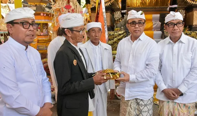 Tingkatkan Sradha Bhakti dan Jaga Keharmonisan Alam, Pemkot Denpasar Ngaturang Bhakti Penganyar di Batur