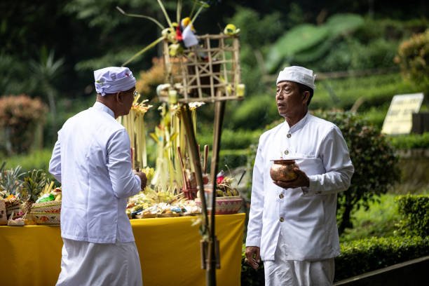 Ala-Ayuning Dewasa Rabu 28 Oktober 2026 : Hari Baik untuk Mulai Berjualan dan Kerajinan