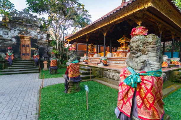 Kalender Bali 3 Oktober 2026 : Cocok Buat Membangun Rumah, Pantang Gelar Pernikahan