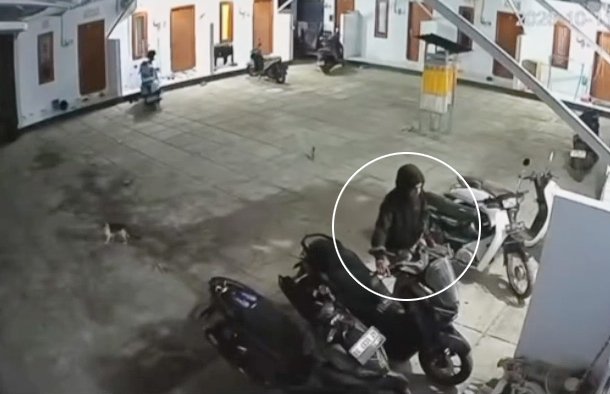 Aksi Pencuri di Jimbaran Incar Motor Tak Dikunci Stang, Yamaha NMAX Anyar Raib Saat Korban Tertidur