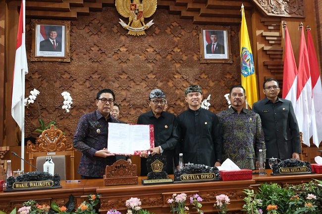Akomodasi Maraknya Vape! DPRD Denpasar Sahkan Perda KTR Baru, Aturan Detail Toko dan Promosi Disusun Lewat Perwali