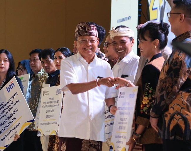 Perkokoh Ekonomi Bali, Gubernur Koster Dorong Penguatan Akses Pembiayaan UMKM