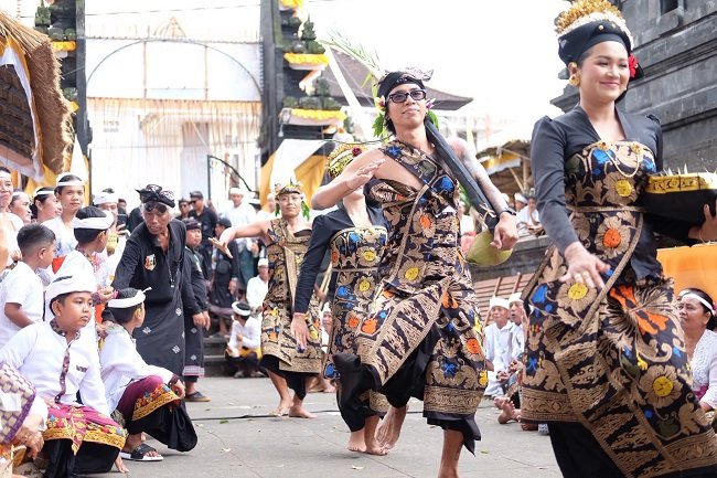 Cek Sebelum Beraktivitas! Ini Kalender Ala-Ayuning Dewasa Sabtu 31 Oktober 2026: Banyak Pantangan Upacara Yadnya