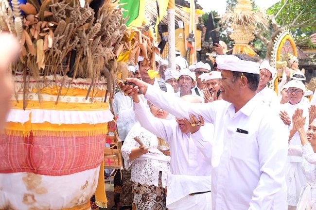 Karya Agung Setelah 37 Tahun di Desa Adat Akah Klungkung, Krama Guyub Ngayah