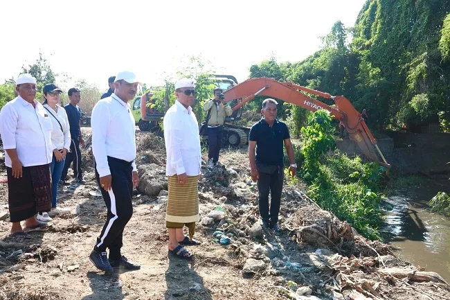 Gempur 40 Titik Sungai dan Drainase, Pemkot Denpasar Targetkan Normalisasi Tuntas Akhir Oktober