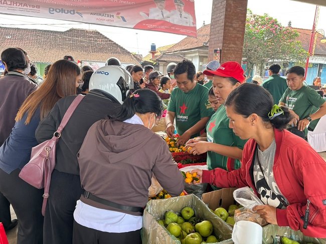 Pasar Murah Disperindag Gianyar Jelang Hari Raya Saraswati