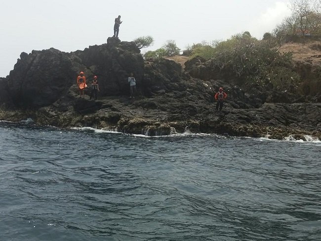 Asyik Memancing di Karang Bukit Asah, Pemuda Asal Klungkung Terpeleset dan Hilang Diseret Ombak Laut