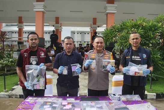 Razia Gabungan di Lapas Kerobokan : 24 Warga Binaan Positif Narkoba, Petugas Amankan Sabu, Ekstasi, hingga 21 Handphone