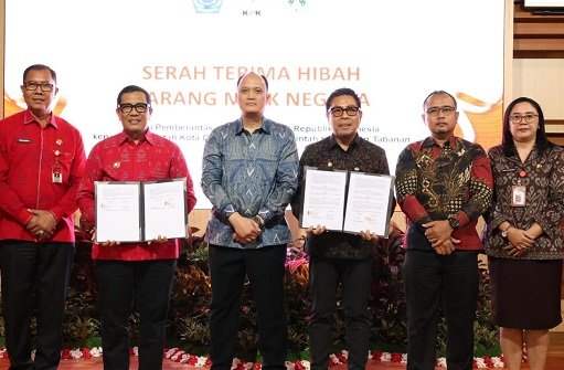 KPK RI Serahkan Sitaan Koruptor Senilai Rp1,16 Miliar ke Pemkot Denpasa
